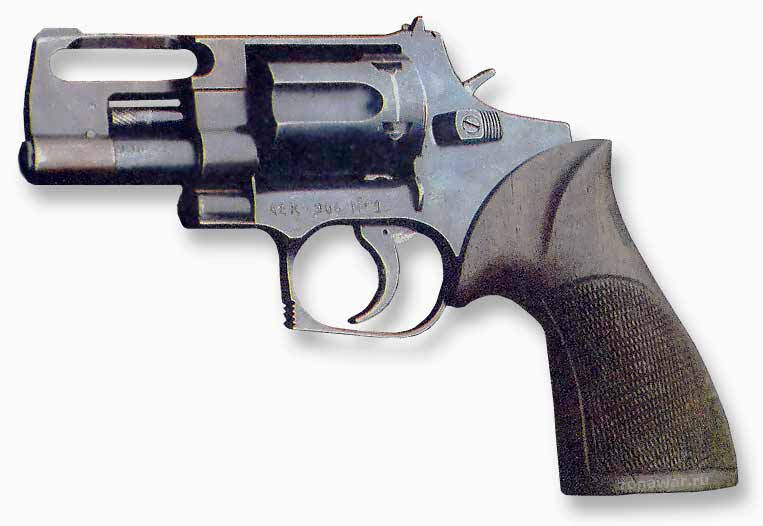 9 mm AEK-906 «Nosorog» revolvers